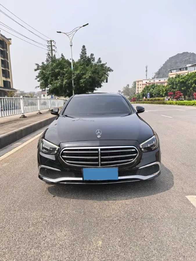 2023 Mercedes-Benz E Class 2.0T 197HP L4 9AT,autocango,china used car exporter,china ev exporter,chinese used car exporter,chinese used ev exporter