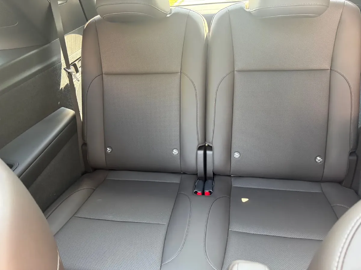 2022 Li L9 Range Extended 154HP REEV 42.6KWH,autocango,china used car exporter,china ev exporter,chinese used car exporter,chinese used ev exporter
