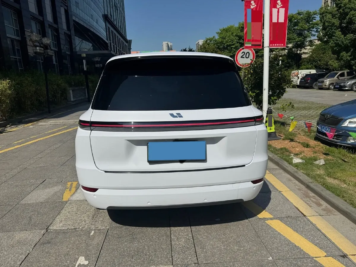 2022 Li L9 Range Extended 154HP REEV 42.6KWH,autocango,china used car exporter,china ev exporter,chinese used car exporter,chinese used ev exporter