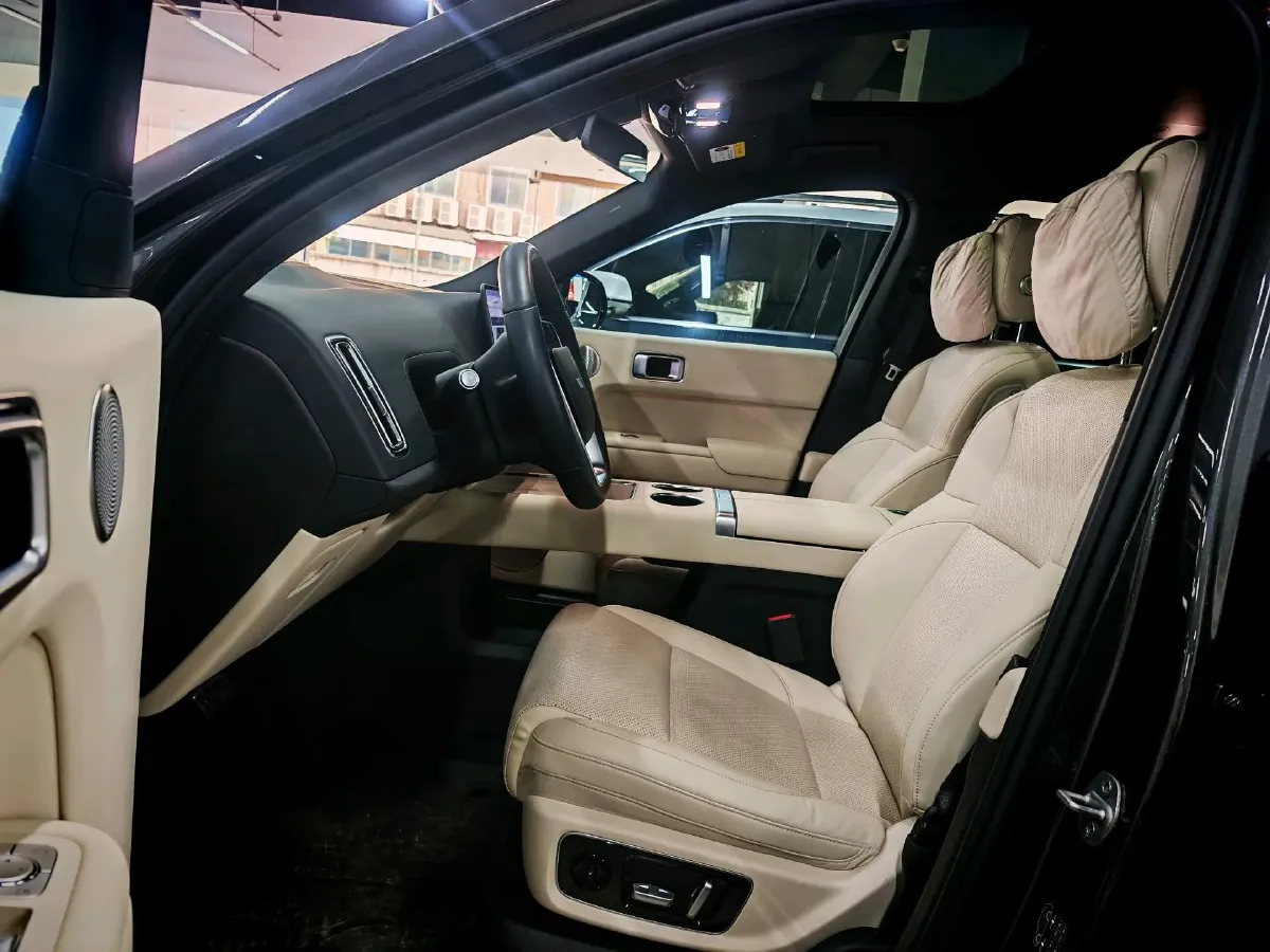2022 Li L9 Range Extended 154HP REEV 42.6KWH,autocango,china used car exporter,china ev exporter,chinese used car exporter,chinese used ev exporter