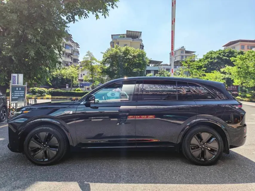 2024 Li L7 Range Extended 154HP REEV 42.8KWH,autocango,china used car exporter,china ev exporter,chinese used car exporter,chinese used ev exporter