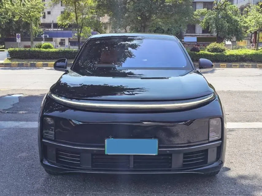 2024 Li L7 Range Extended 154HP REEV 42.8KWH,autocango,china used car exporter,china ev exporter,chinese used car exporter,chinese used ev exporter