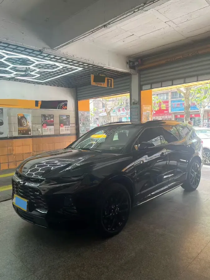 2020 Chevrolet Blazer 2.0T 237HP L4 9AT,autocango,china used car exporter,china ev exporter,chinese used car exporter,chinese used ev exporter