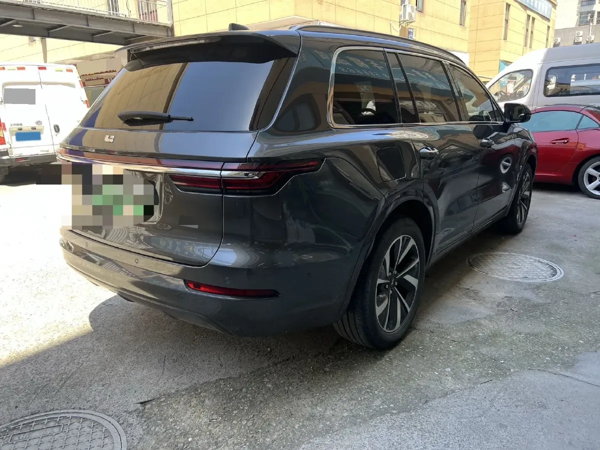 2021 Li ONE Range Extended 131HP REEV 40.5KWH,autocango,china used car exporter,china ev exporter,chinese used car exporter,chinese used ev exporter