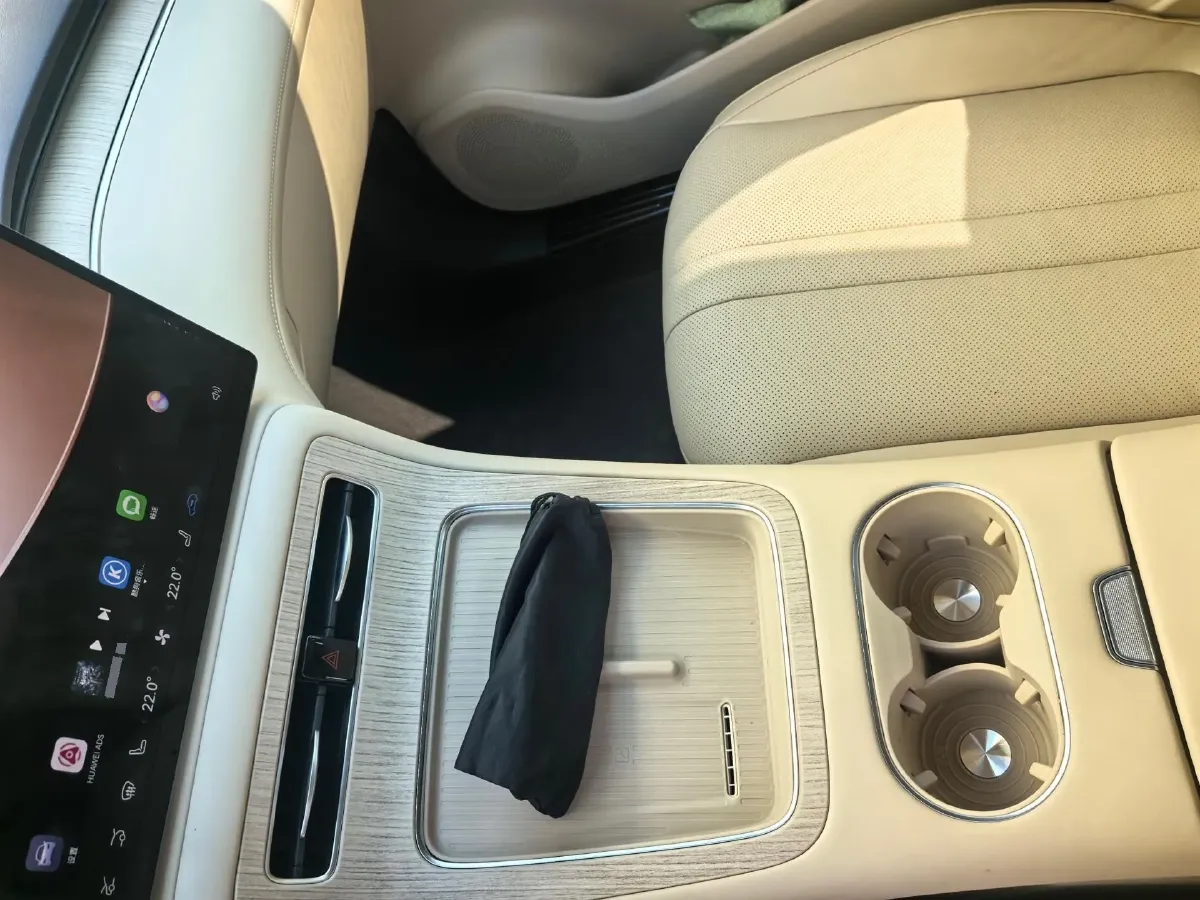2025 HIMA Shangjie H5 BEV,autocango,china used car exporter,china ev exporter,chinese used car exporter,chinese used ev exporter