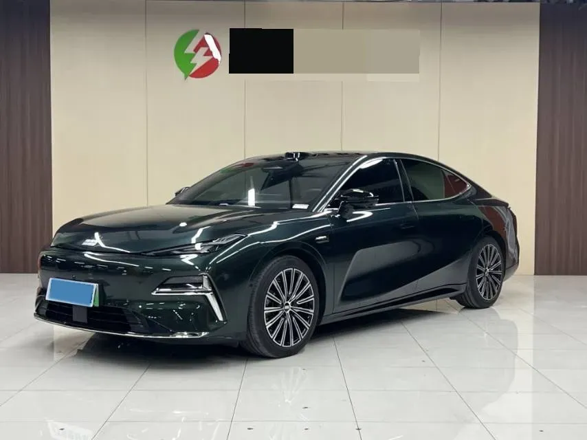 2025 Geely Galaxy Starshine 8 1.5T 163HP L4 3DHT PHEV 27.69KWH,autocango,china used car exporter,china ev exporter,chinese used car exporter,chinese used ev exporter