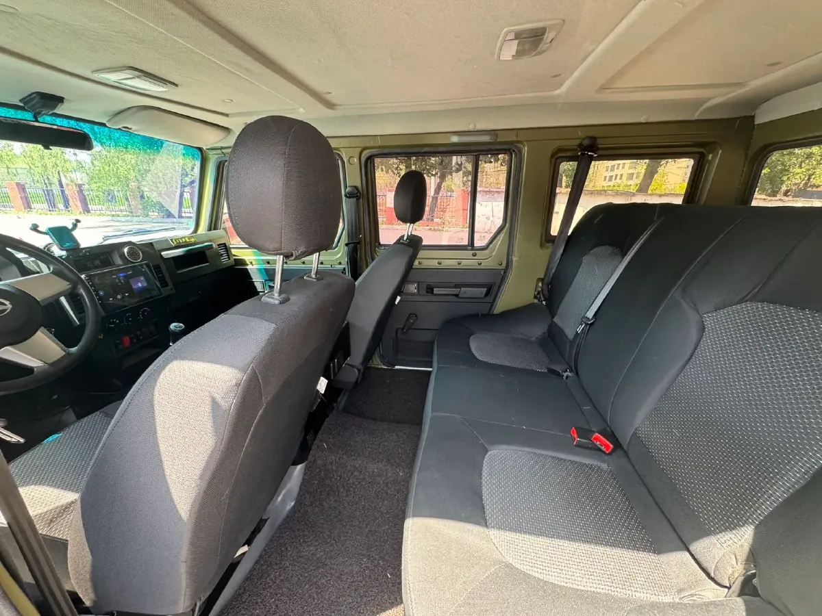 2022 BAW 212 2.0L 144HP L4 5MT,autocango,china used car exporter,china ev exporter,chinese used car exporter,chinese used ev exporter