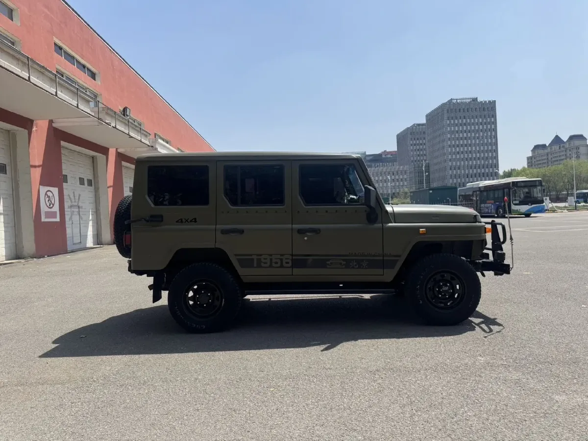 2022 BAW 212 2.0L 144HP L4 5MT,autocango,china used car exporter,china ev exporter,chinese used car exporter,chinese used ev exporter