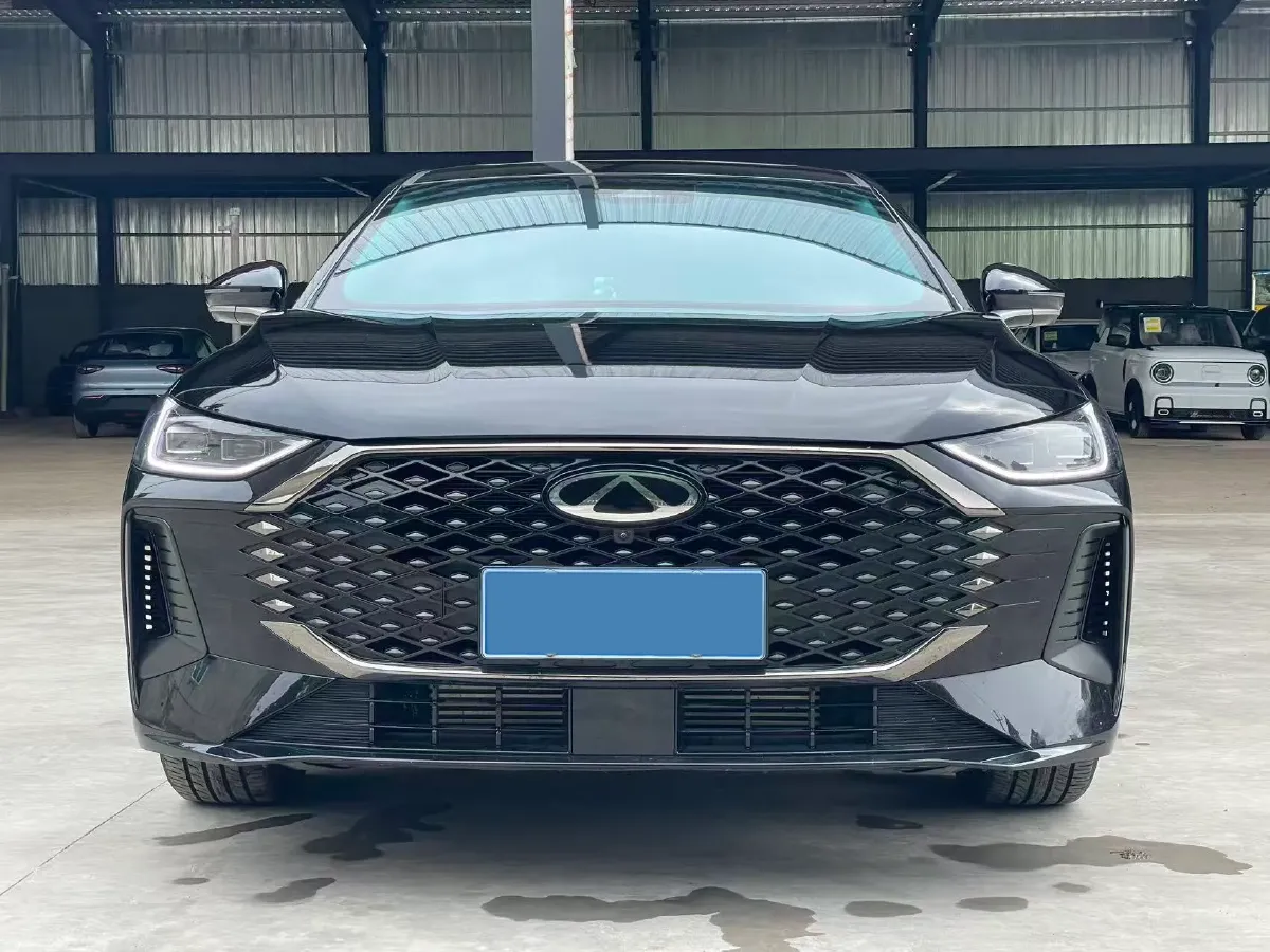 2025 Chery Arrizo 8 Pro 1.6T 197HP L4 7DCT,autocango,china used car exporter,china ev exporter,chinese used car exporter,chinese used ev exporter