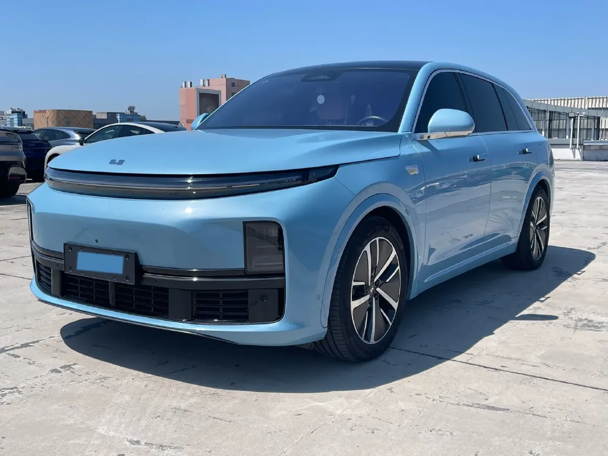 2024 Li L7 Range Extended 154HP REEV 42.8KWH,autocango,china used car exporter,china ev exporter,chinese used car exporter,chinese used ev exporter
