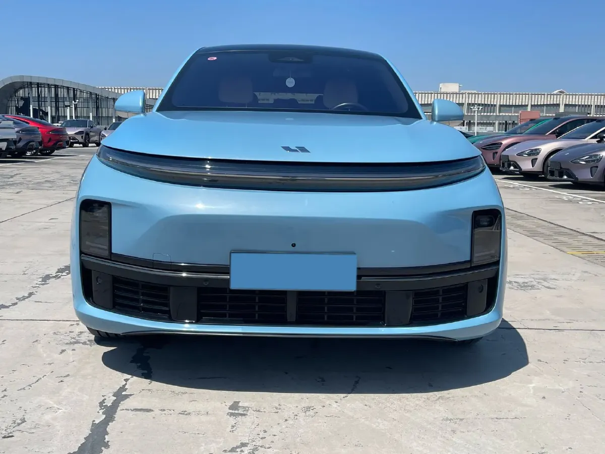 2024 Li L7 Range Extended 154HP REEV 42.8KWH,autocango,china used car exporter,china ev exporter,chinese used car exporter,chinese used ev exporter