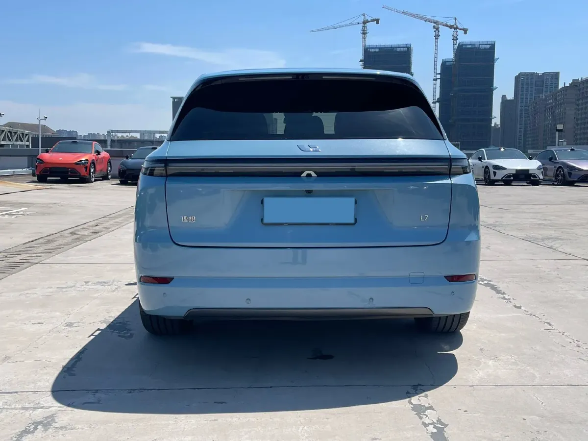 2024 Li L7 Range Extended 154HP REEV 42.8KWH,autocango,china used car exporter,china ev exporter,chinese used car exporter,chinese used ev exporter