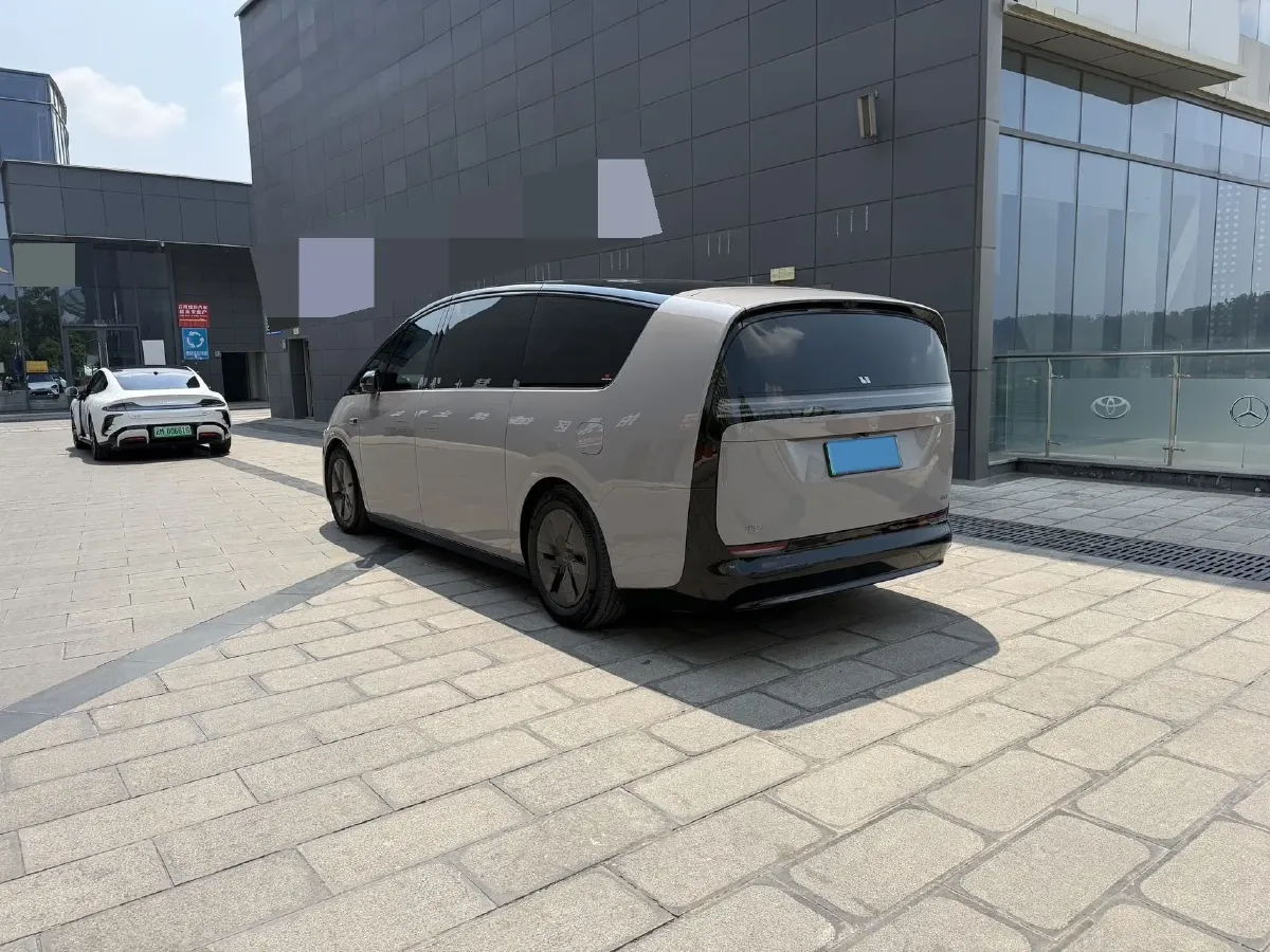 2024 Li MEGA BEV 102.7KWH,autocango,china used car exporter,china ev exporter,chinese used car exporter,chinese used ev exporter