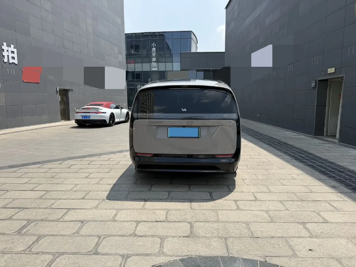 2024 Li MEGA BEV 102.7KWH,autocango,china used car exporter,china ev exporter,chinese used car exporter,chinese used ev exporter