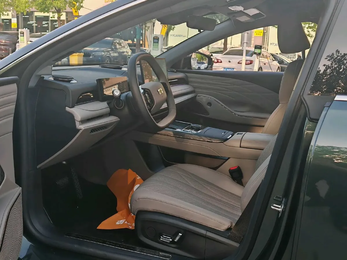 2025 Geely Galaxy Starshine 8 1.5L 112HP L4 1DHT PHEV,autocango,china used car exporter,china ev exporter,chinese used car exporter,chinese used ev exporter