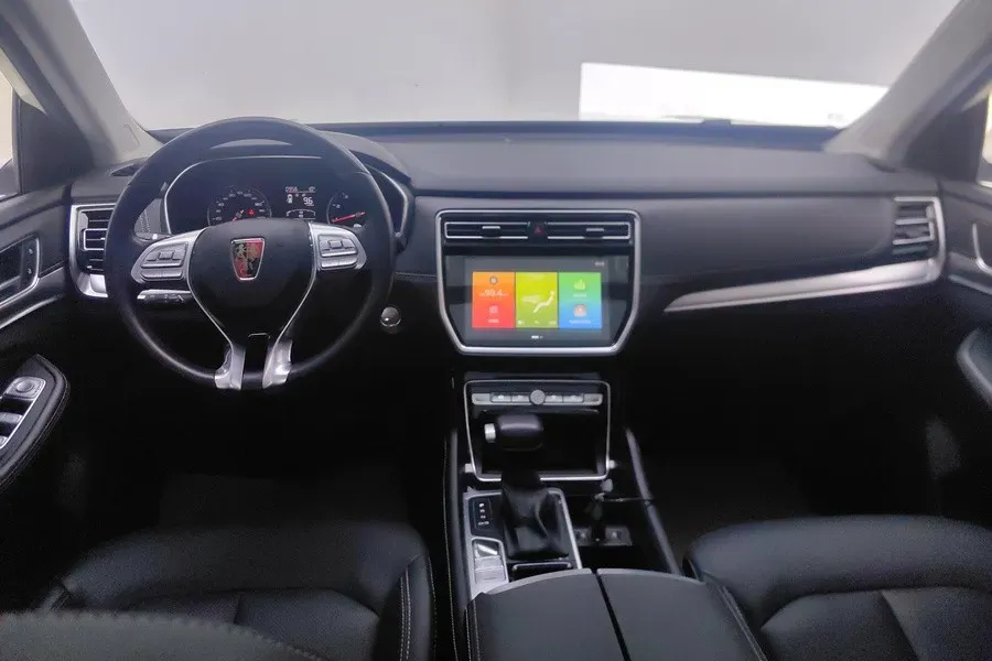 2019 Roewe RX8 2.0T 222HP L4 6AT,autocango,china used car exporter,china ev exporter,chinese used car exporter,chinese used ev exporter