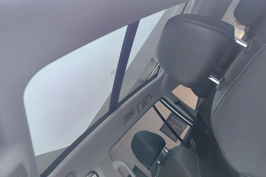 2019 Roewe RX8 2.0T 222HP L4 6AT,autocango,china used car exporter,china ev exporter,chinese used car exporter,chinese used ev exporter