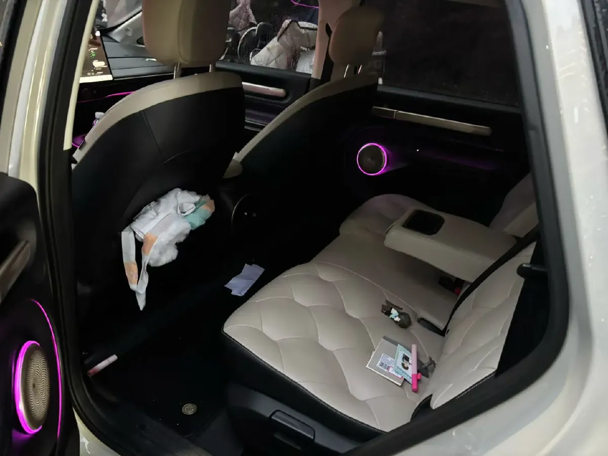 2023 BaoJun Cloud BEV 50.6KWH,autocango,china used car exporter,china ev exporter,chinese used car exporter,chinese used ev exporter