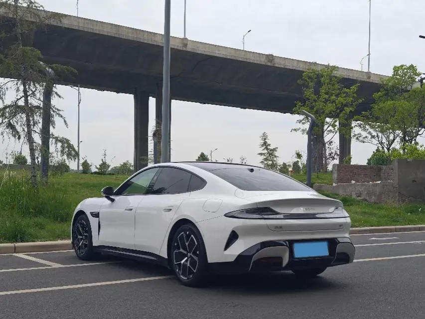 2024 MI SU7 BEV 94.3KWH,autocango,china used car exporter,china ev exporter,chinese used car exporter,chinese used ev exporter