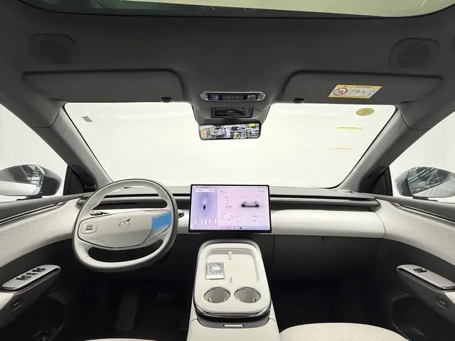 2025 Xpeng G7 BEV,autocango,china used car exporter,china ev exporter,chinese used car exporter,chinese used ev exporter