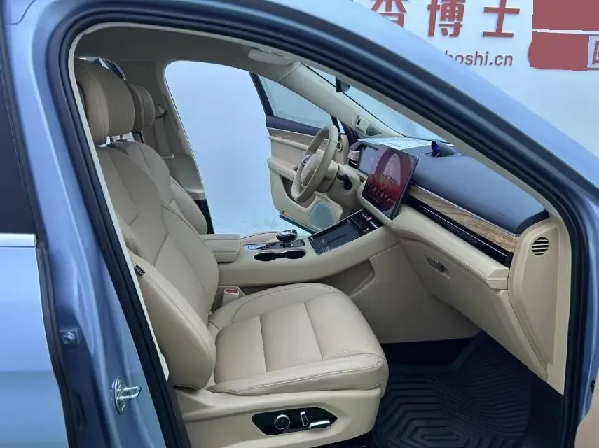 2024 AITO AITO M5 1.5T 152HP L4 REEV 42KWH,autocango,china used car exporter,china ev exporter,chinese used car exporter,chinese used ev exporter