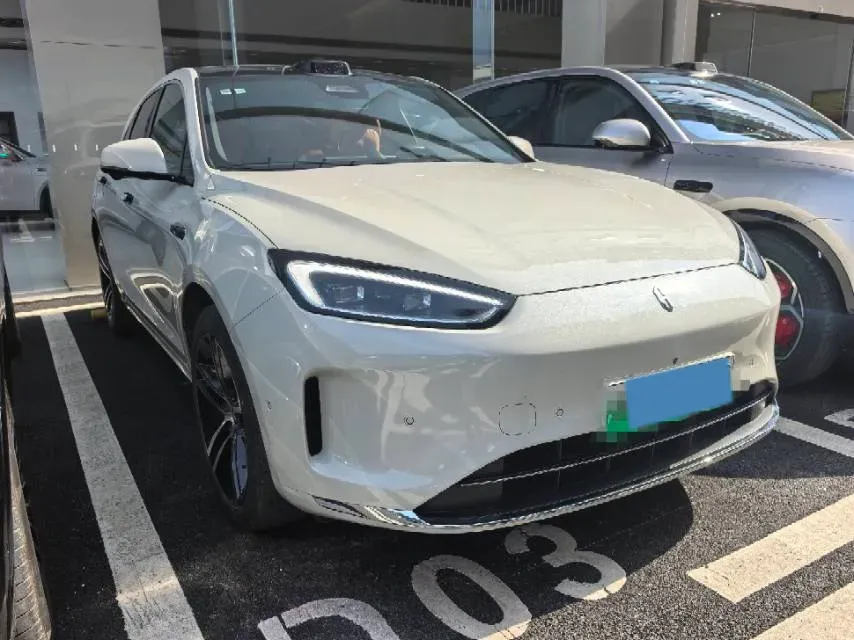 2025 AITO AITO M5 1.5T 152HP L4 REEV 42KWH,autocango,china used car exporter,china ev exporter,chinese used car exporter,chinese used ev exporter