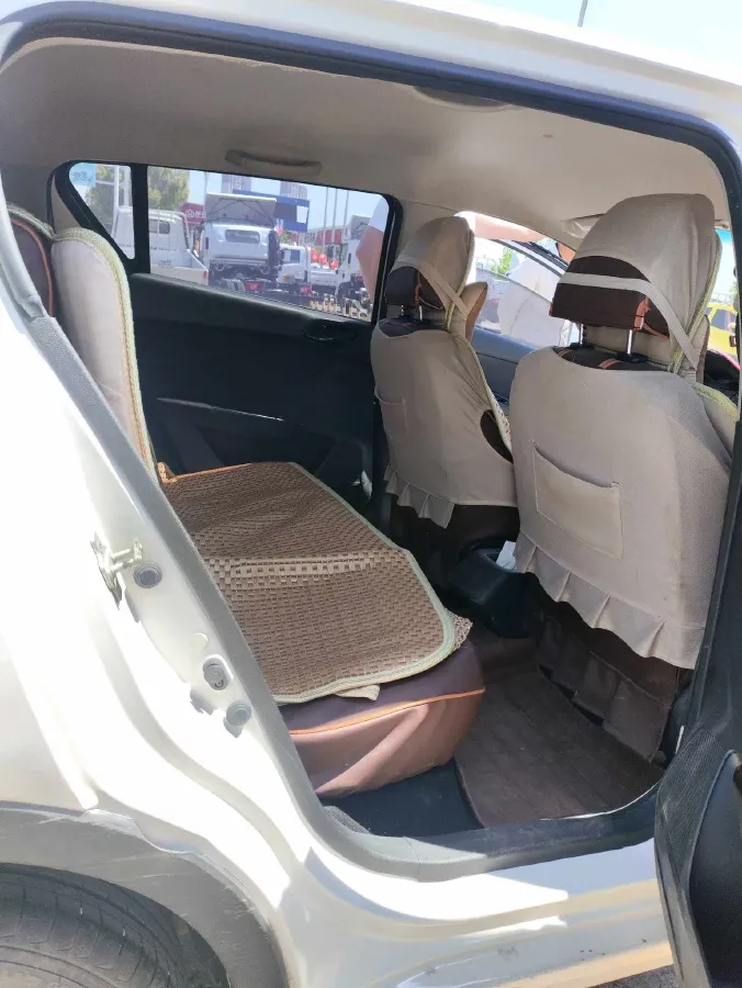 2016 BaoJun 310 1.2L 82HP L4 5MT,autocango,china used car exporter,china ev exporter,chinese used car exporter,chinese used ev exporter