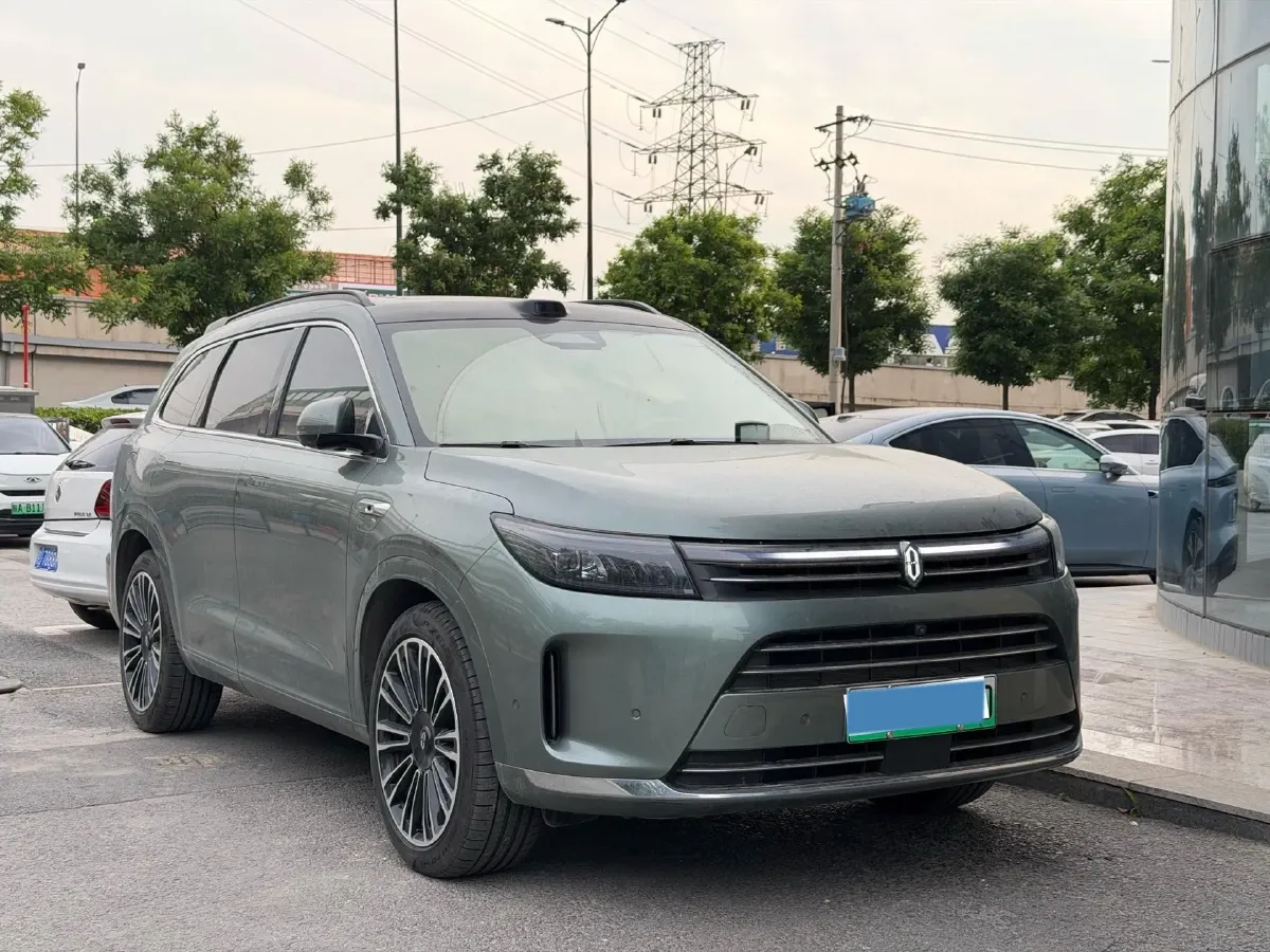 2024 AITO AITO M7 1.5T 152HP L4 REEV 40KWH,autocango,china used car exporter,china ev exporter,chinese used car exporter,chinese used ev exporter