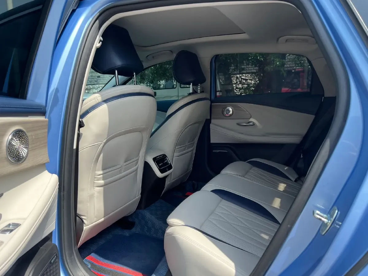 2022 Chery Arrizo 8 1.6T 197HP L4 7DCT,autocango,china used car exporter,china ev exporter,chinese used car exporter,chinese used ev exporter