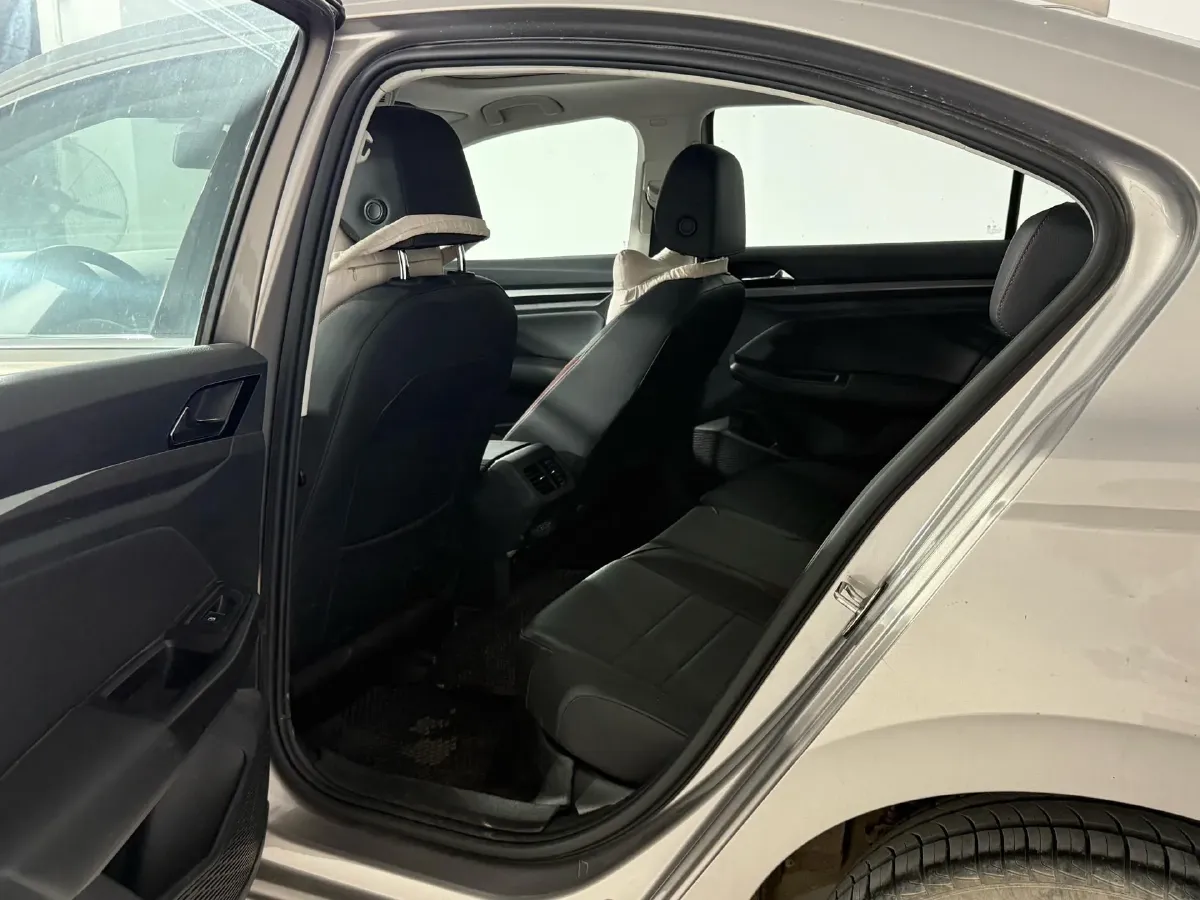 2019 HuangHai WeiLong 2.4T 218HP L4 6AT,autocango,china used car exporter,china ev exporter,chinese used car exporter,chinese used ev exporter