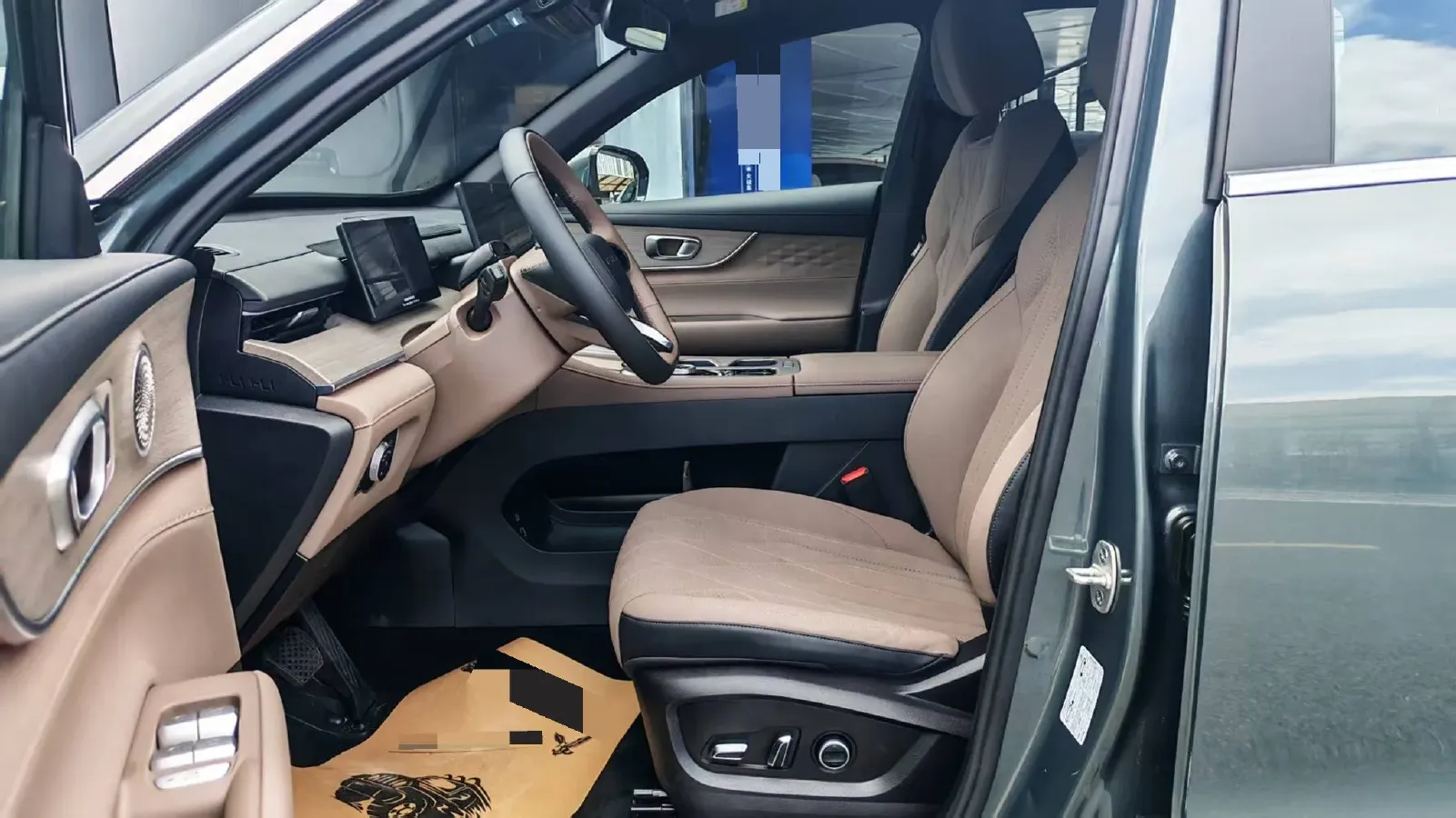 2025 Fulwin FulwinT8 1.5T 156HP L4 1DHT PHEV 18.67KWH,autocango,china used car exporter,china ev exporter,chinese used car exporter,chinese used ev exporter