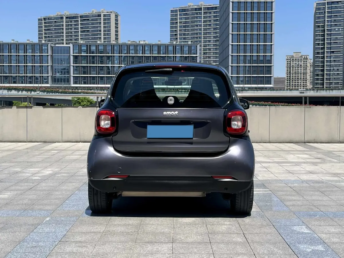2015 Smart smart fortwo 1.0L 71HP L3 5AMT,autocango,china used car exporter,china ev exporter,chinese used car exporter,chinese used ev exporter