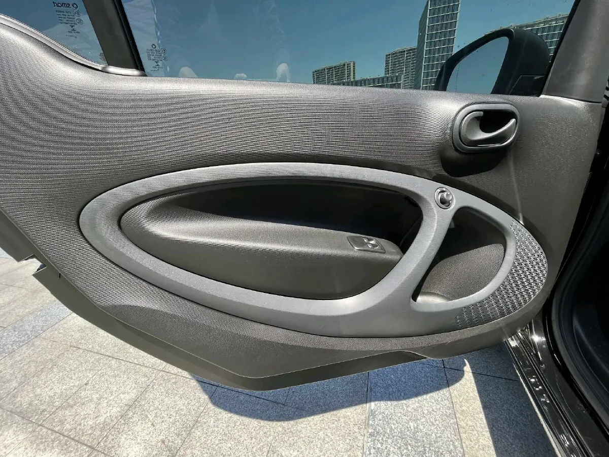 2015 Smart smart fortwo 1.0L 71HP L3 5AMT,autocango,china used car exporter,china ev exporter,chinese used car exporter,chinese used ev exporter