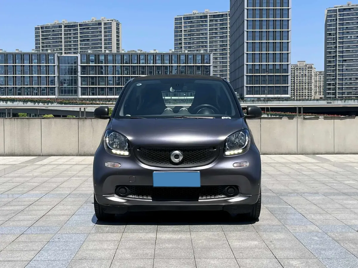 2015 Smart smart fortwo 1.0L 71HP L3 5AMT,autocango,china used car exporter,china ev exporter,chinese used car exporter,chinese used ev exporter