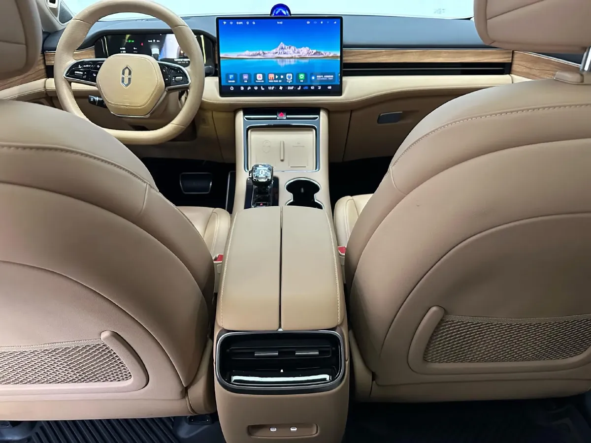 2024 HIMA AITO M5 1.5T 152HP L4 REEV 42KWH,autocango,china used car exporter,china ev exporter,chinese used car exporter,chinese used ev exporter