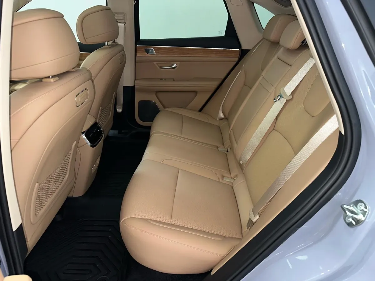 2024 HIMA AITO M5 1.5T 152HP L4 REEV 42KWH,autocango,china used car exporter,china ev exporter,chinese used car exporter,chinese used ev exporter