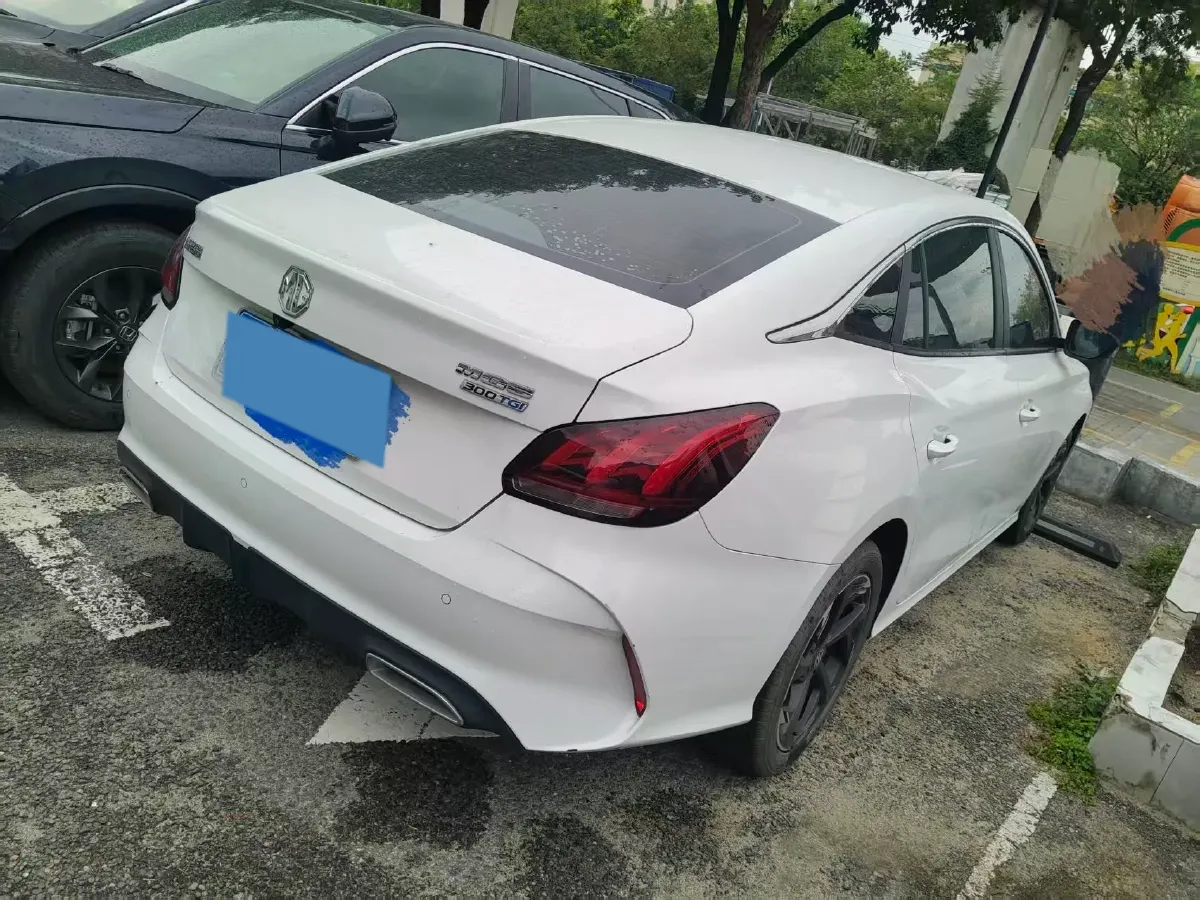 2022 MG 5 1.5T 173HP L4 7DCT,autocango,china used car exporter,china ev exporter,chinese used car exporter,chinese used ev exporter