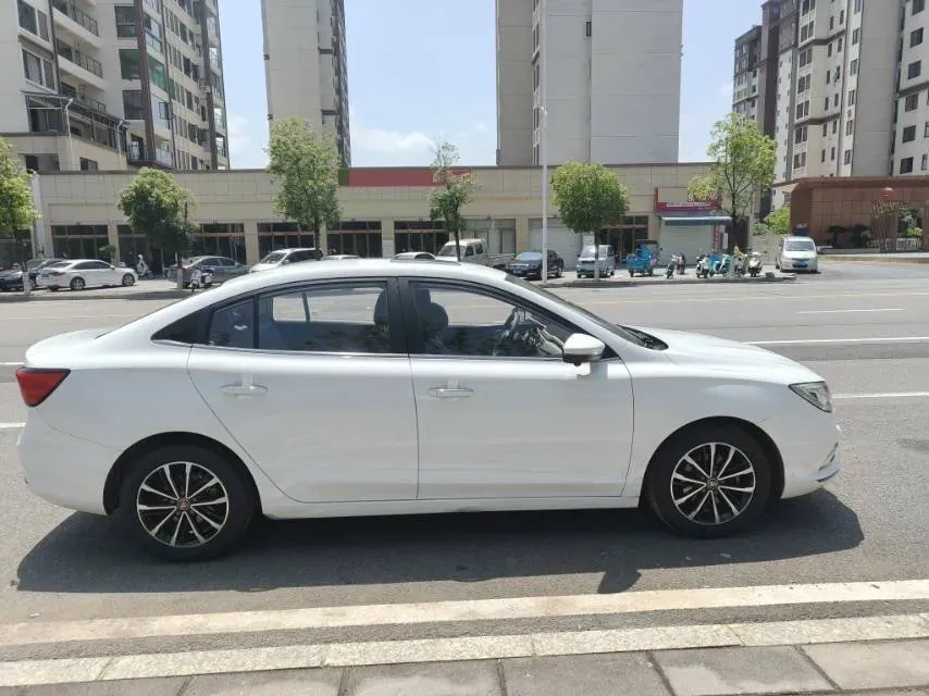 2019 Roewe i5 1.5L 120HP L4 CVT,autocango,china used car exporter,china ev exporter,chinese used car exporter,chinese used ev exporter