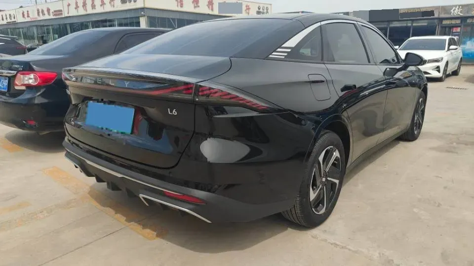 2024 Geely Galaxy L6 1.5T 163HP L4 3DHT PHEV,autocango,china used car exporter,china ev exporter,chinese used car exporter,chinese used ev exporter