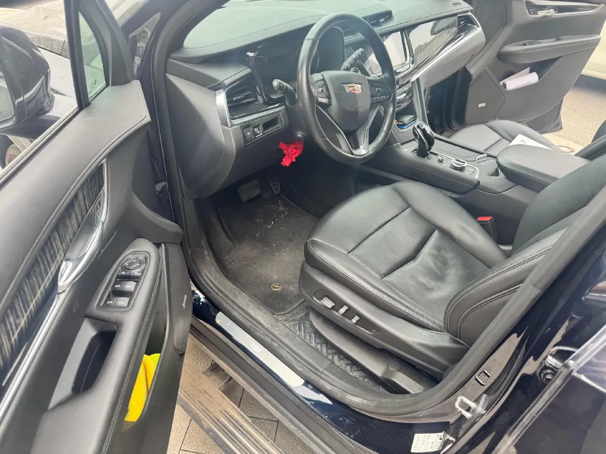 2022 Cadillac XT6 2.0T 237HP L4 9AT,autocango,china used car exporter,china ev exporter,chinese used car exporter,chinese used ev exporter