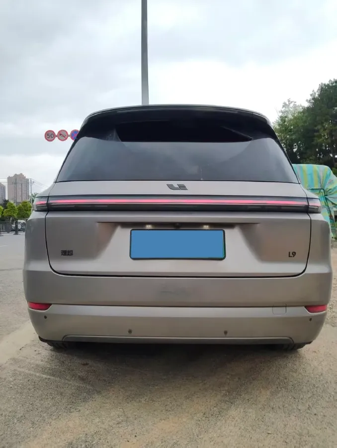 2022 Li L9 Range Extended 154HP REEV 42.6KWH,autocango,china used car exporter,china ev exporter,chinese used car exporter,chinese used ev exporter