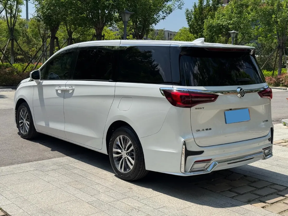 2022 Buick GL8 2.0T 237HP L4 9AT,autocango,china used car exporter,china ev exporter,chinese used car exporter,chinese used ev exporter