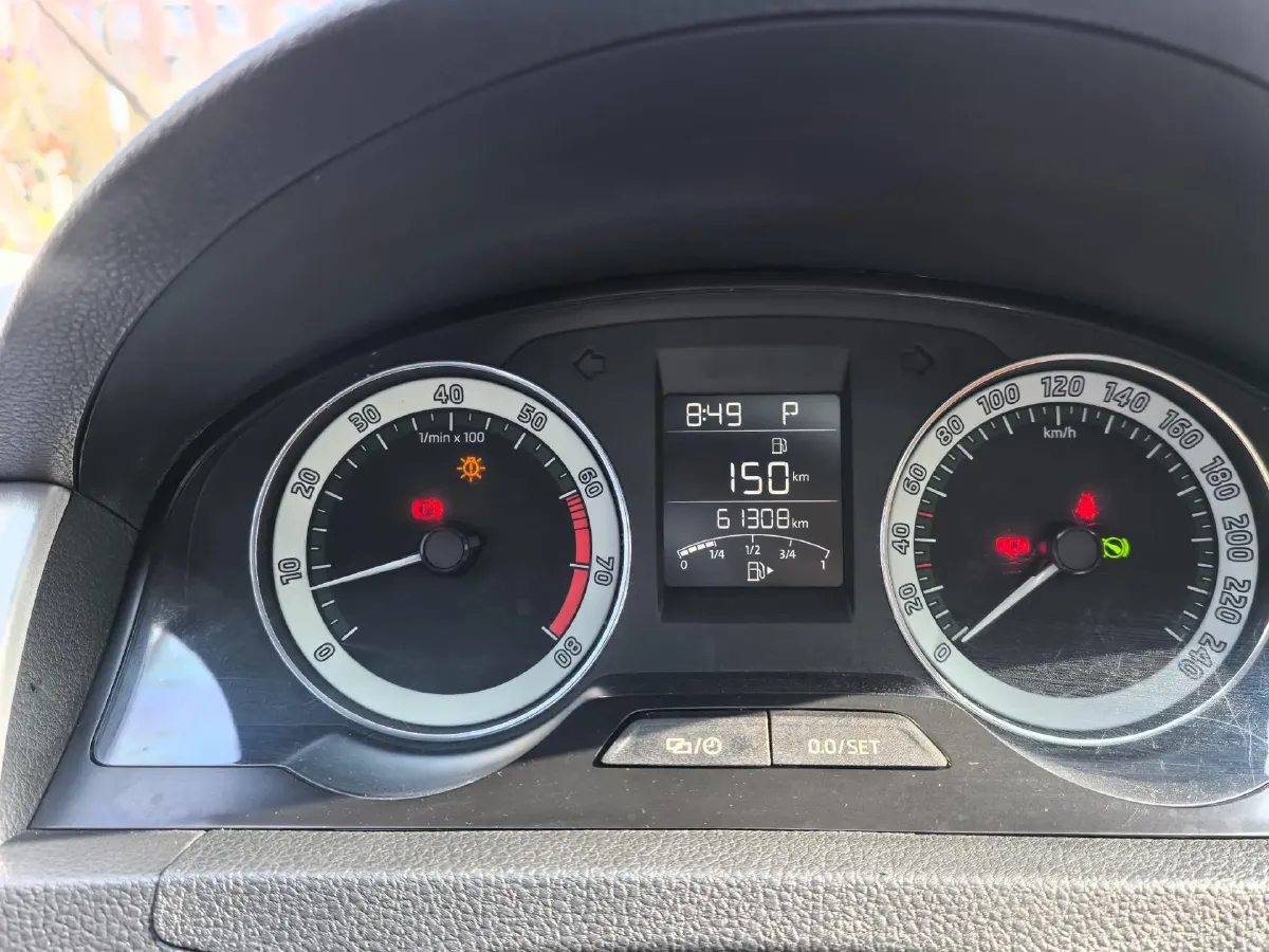 2018 Skoda Rapid 1.6L 110HP L4 6AT,autocango,china used car exporter,china ev exporter,chinese used car exporter,chinese used ev exporter