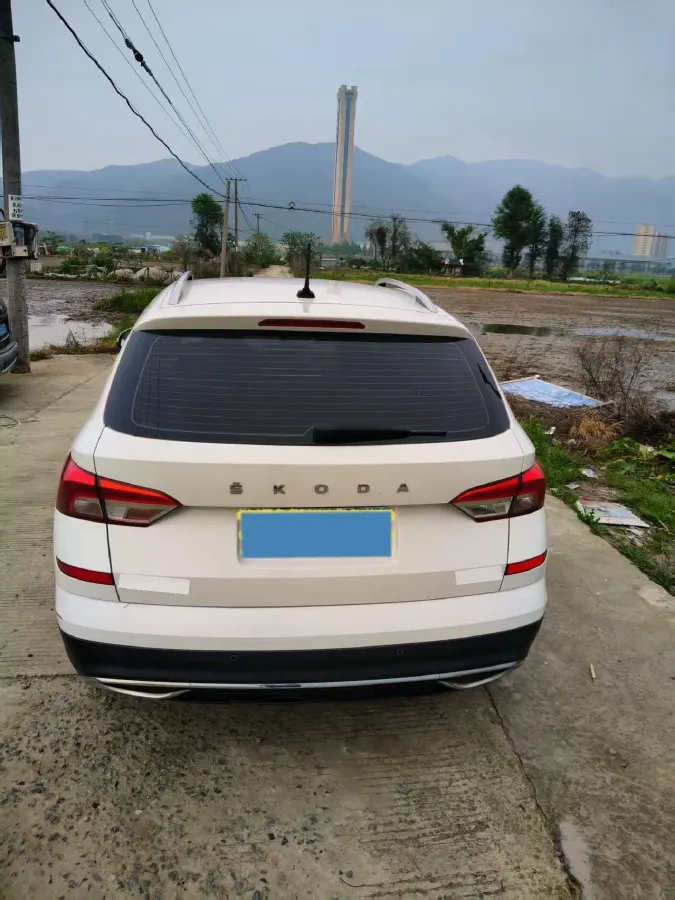 2020 Skoda Kamiq 1.5L 112HP L4 6AT,autocango,china used car exporter,china ev exporter,chinese used car exporter,chinese used ev exporter