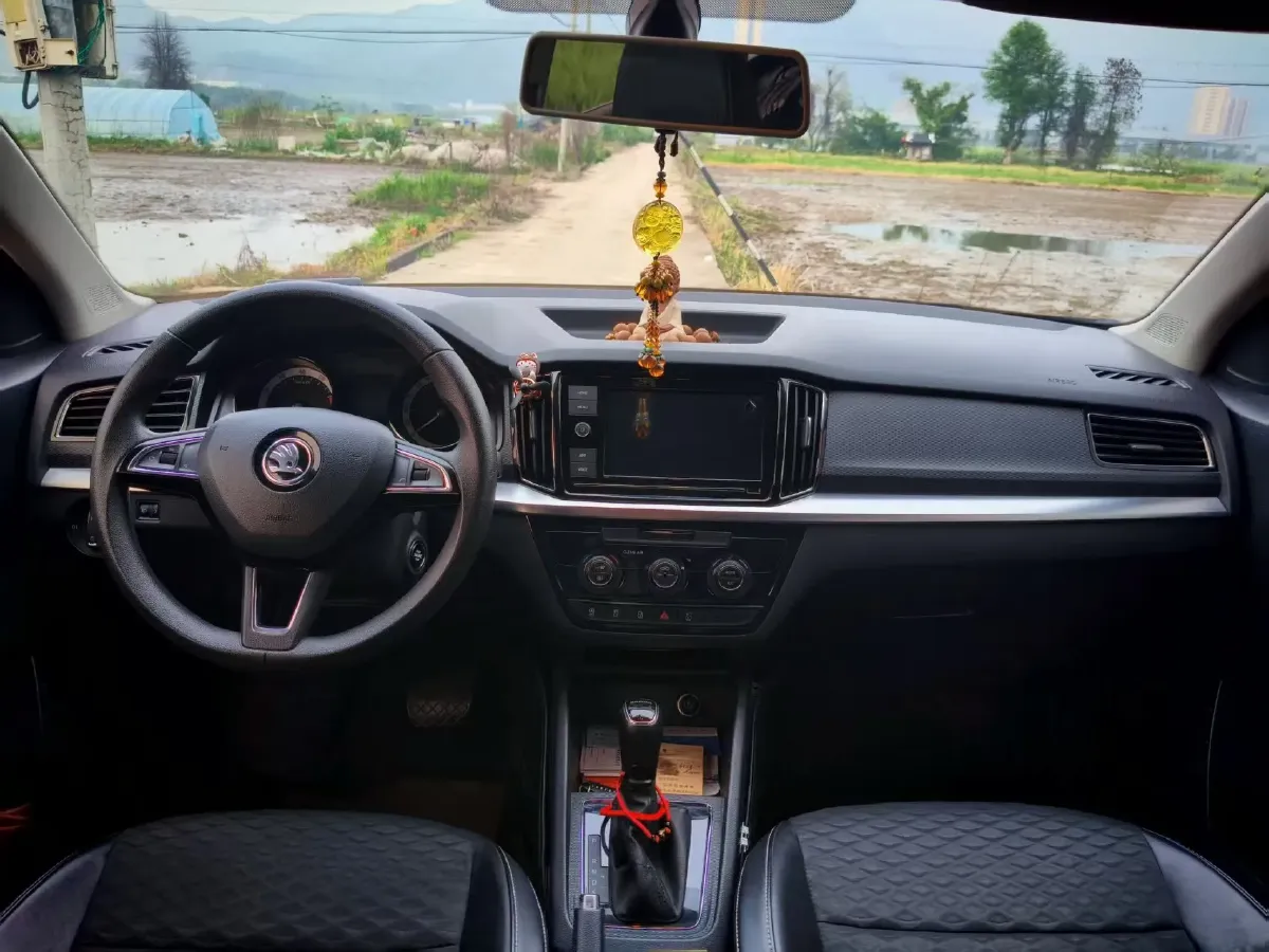 2020 Skoda Kamiq 1.5L 112HP L4 6AT,autocango,china used car exporter,china ev exporter,chinese used car exporter,chinese used ev exporter
