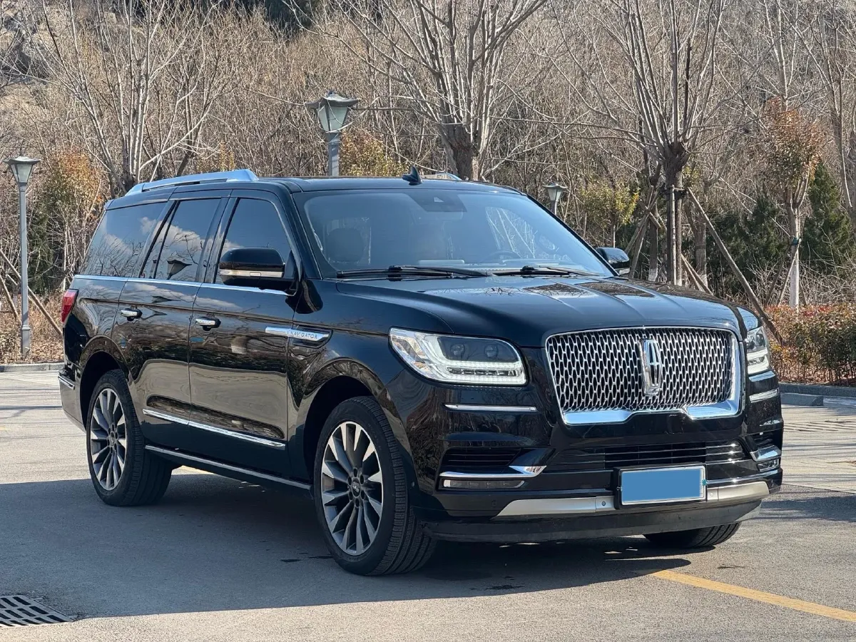 2019 Lincoln Navigator 3.5T 388HP V6 10AT,autocango,china used car exporter,china ev exporter,chinese used car exporter,chinese used ev exporter
