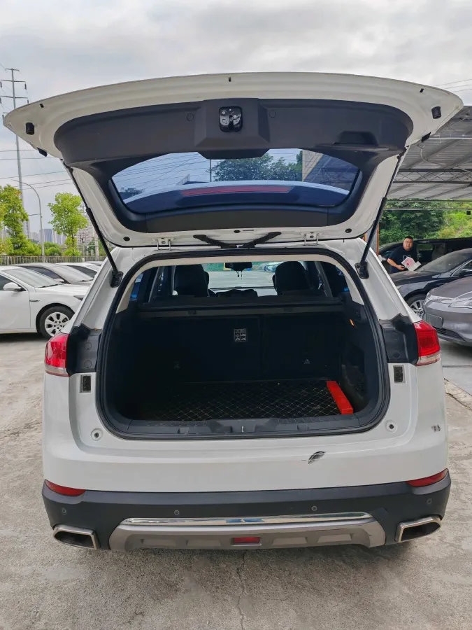 2017 Haval H6 1.5T 169HP L4 7DCT,autocango,china used car exporter,china ev exporter,chinese used car exporter,chinese used ev exporter