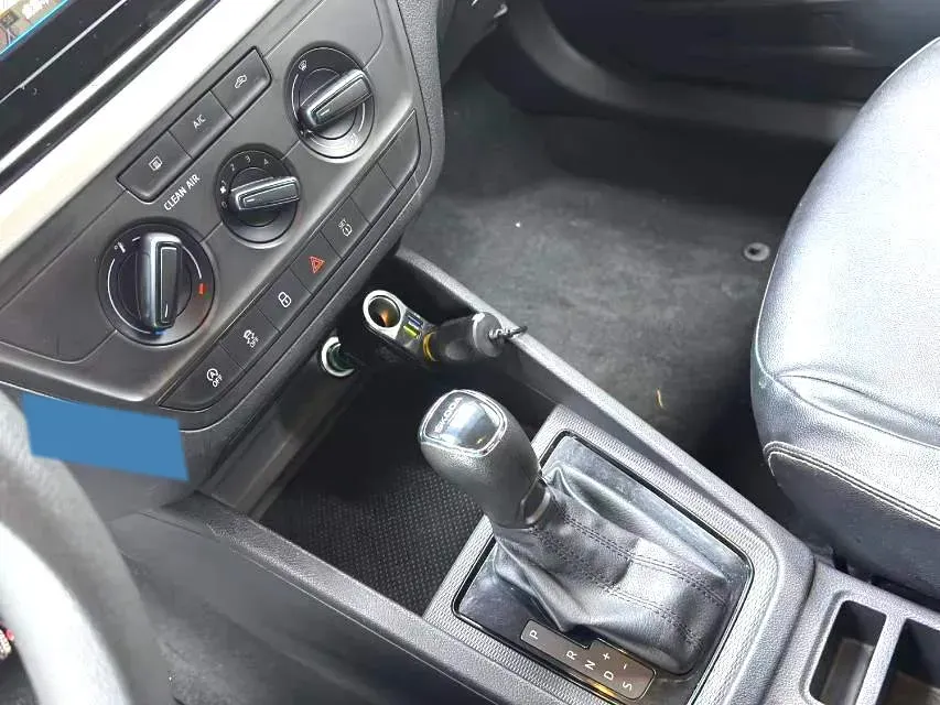 2020 Skoda Kamiq 1.5L 112HP L4 6AT,autocango,china used car exporter,china ev exporter,chinese used car exporter,chinese used ev exporter