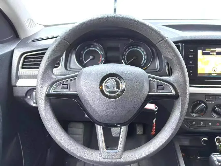 2020 Skoda Kamiq 1.5L 112HP L4 6AT,autocango,china used car exporter,china ev exporter,chinese used car exporter,chinese used ev exporter