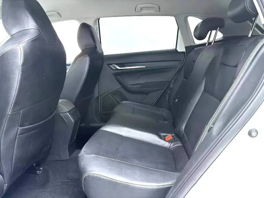 2020 Skoda Kamiq 1.5L 112HP L4 6AT,autocango,china used car exporter,china ev exporter,chinese used car exporter,chinese used ev exporter